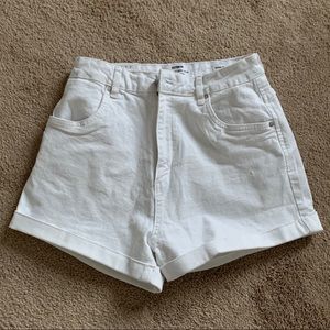 cotton on high rise white shorts